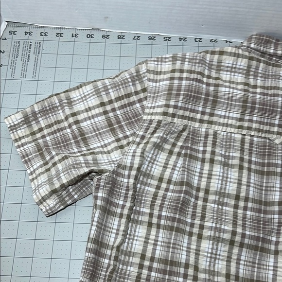 Royal Robbins Brown and White Casual Button Down Shirt - Picture 8 of 10